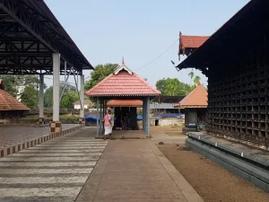 Aranmula Parthasarathy Temple 